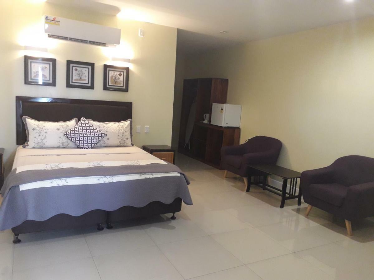 Le Uaina Beach Resort Faleapuna Dış mekan fotoğraf