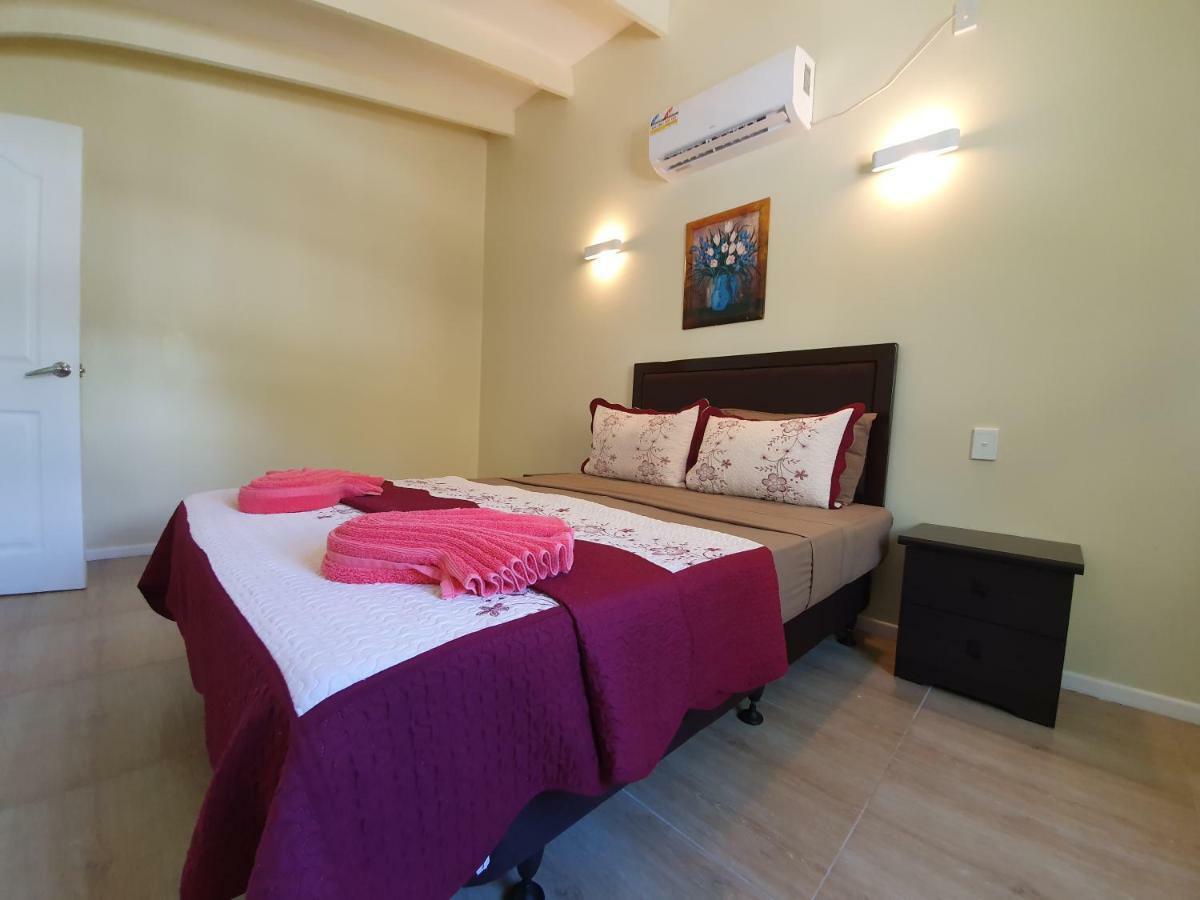 Le Uaina Beach Resort Faleapuna Dış mekan fotoğraf